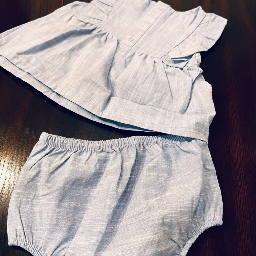Cat and Jack 2pc Baby Girl Chambray top & Bottom Set